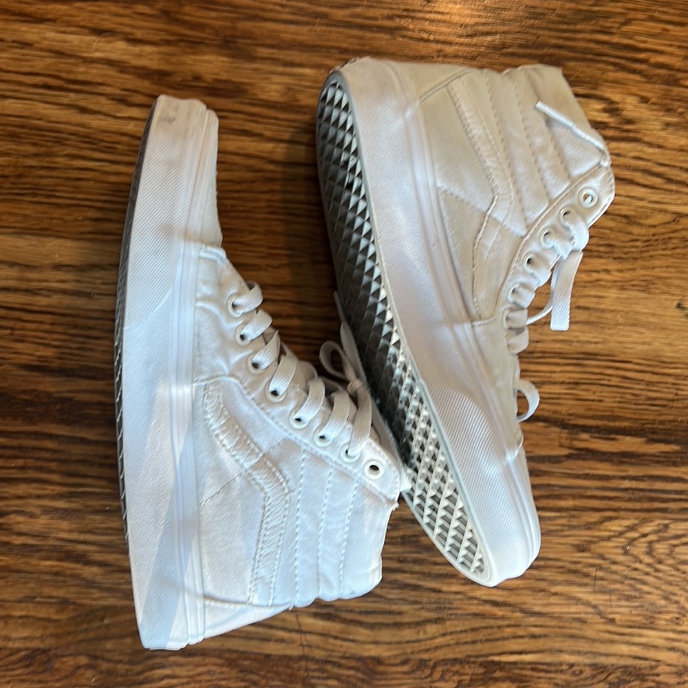 VANS Off the Wall White Hi Top Sneakers